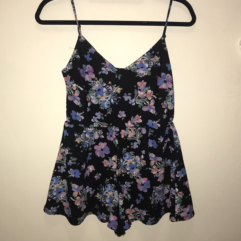 Derek Heart ♥️ black floral romper